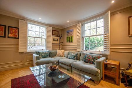 4 bedroom detached house to rent - Photo 2