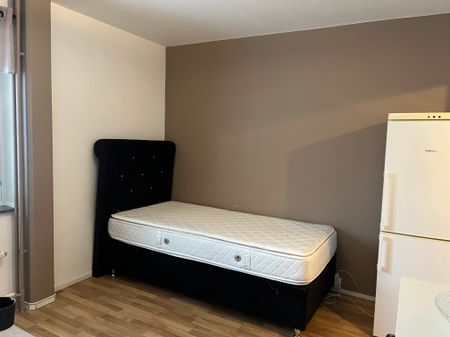 Nynäsvägen, Handen - Photo 2