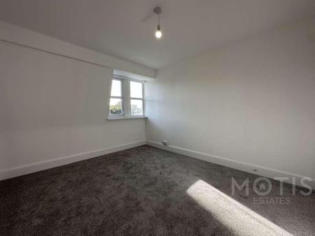 Cheriton Road, Folkestone, CT20 - Photo 4