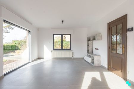 Ruime woning op rustige locatie te Wetteren - Photo 2