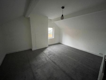 4 Bed End Terrace, Mitford Road, LS12 - Photo 4