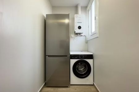 Carrer de Verdi, Barcelona, Catalonia 08024 - Photo 4