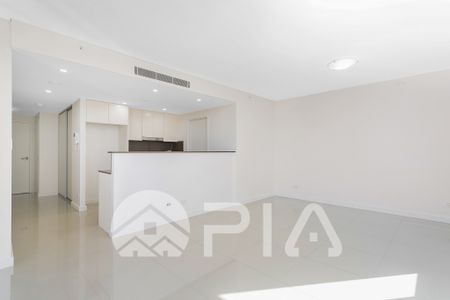 One bedroom Apartment in Parramatta River road - Photo 2