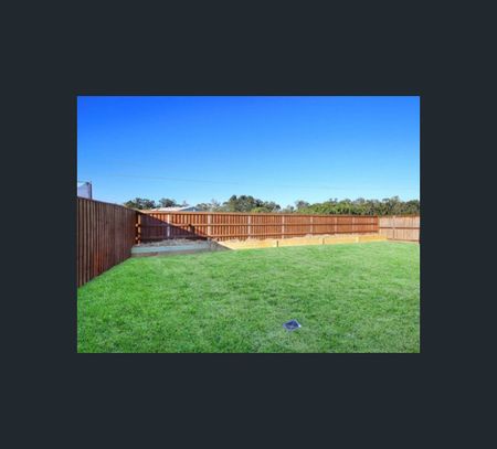 2 Macleay Ct, Meridan Plains, Qld 4551 - Photo 2