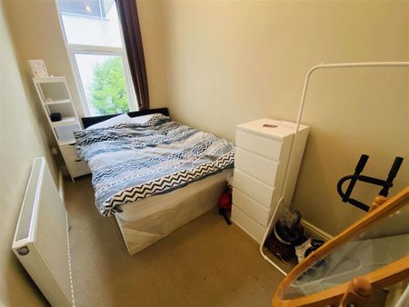 2 bedroom flat to rent - Photo 3