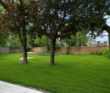 For Lease - 130 Simcoe Road Unit# Main, Bradford West Gwillimbury, ... - Photo 1
