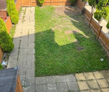 Room in a Shared House, Commonwealth Avenue, M11 - Photo 5