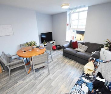 3 bedroom flat to rent - Photo 5