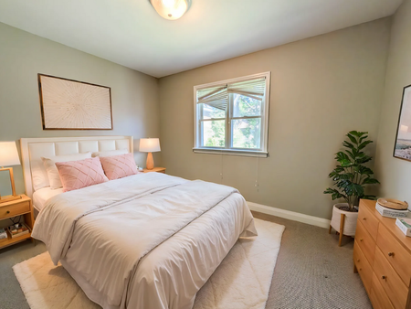 106 Haig St, St. Catharines - 2 Bedroom Main Unit - Photo 5