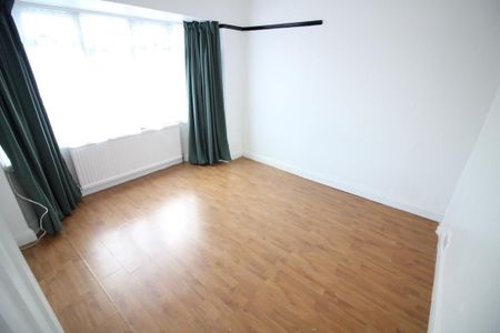 Rosecroft Road, Southall - Photo 4