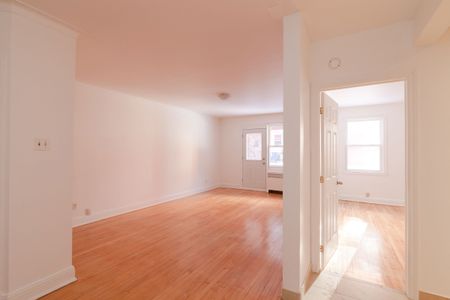 5552 Snowdon Street - Photo 4