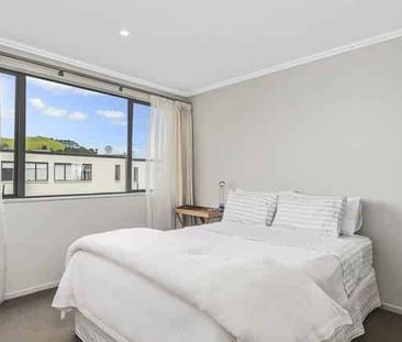 Stonefields Stunner - Photo 1