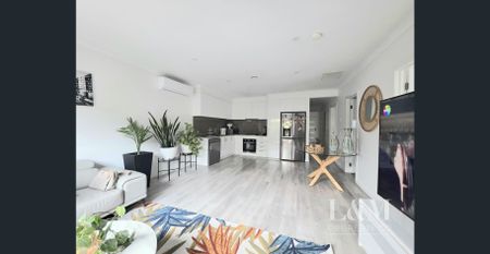 Comfortable Living with Easy Access to Local Amenities! - Photo 5