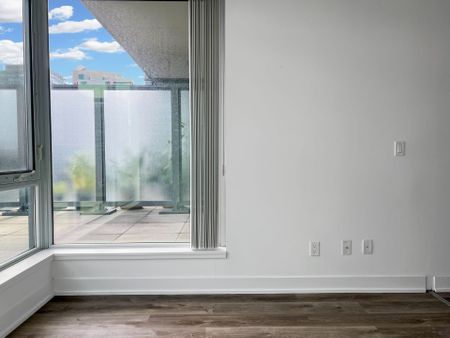 For Lease - 20 Gladstone Avenue Unit# 511, Toronto, Ontario - Photo 3