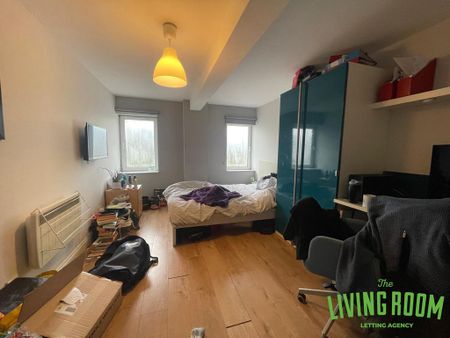 6 bedroom house to rent - Photo 2