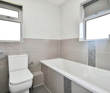 Blackwell Avenue, Guildford, Surrey, GU2 8LU - Photo 6