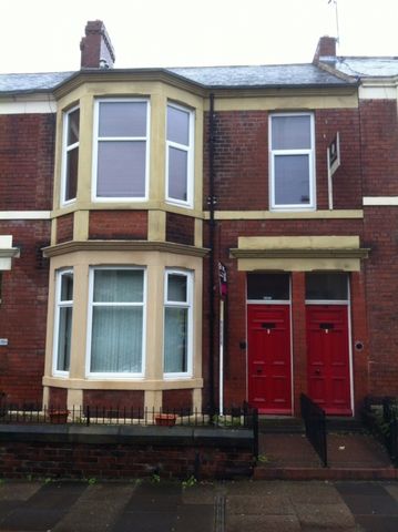 Two Bedroom Apartment, Helmsley Road, Sandyford/Jesmond - Photo 4