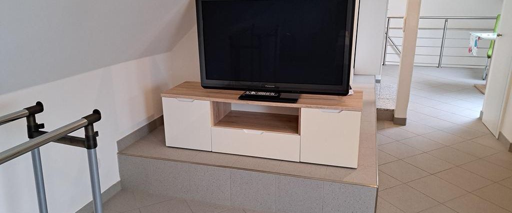 KEIN JOBCENTER Apartment 45m2 Nur Männer Arbeitsvertrag - Photo 1