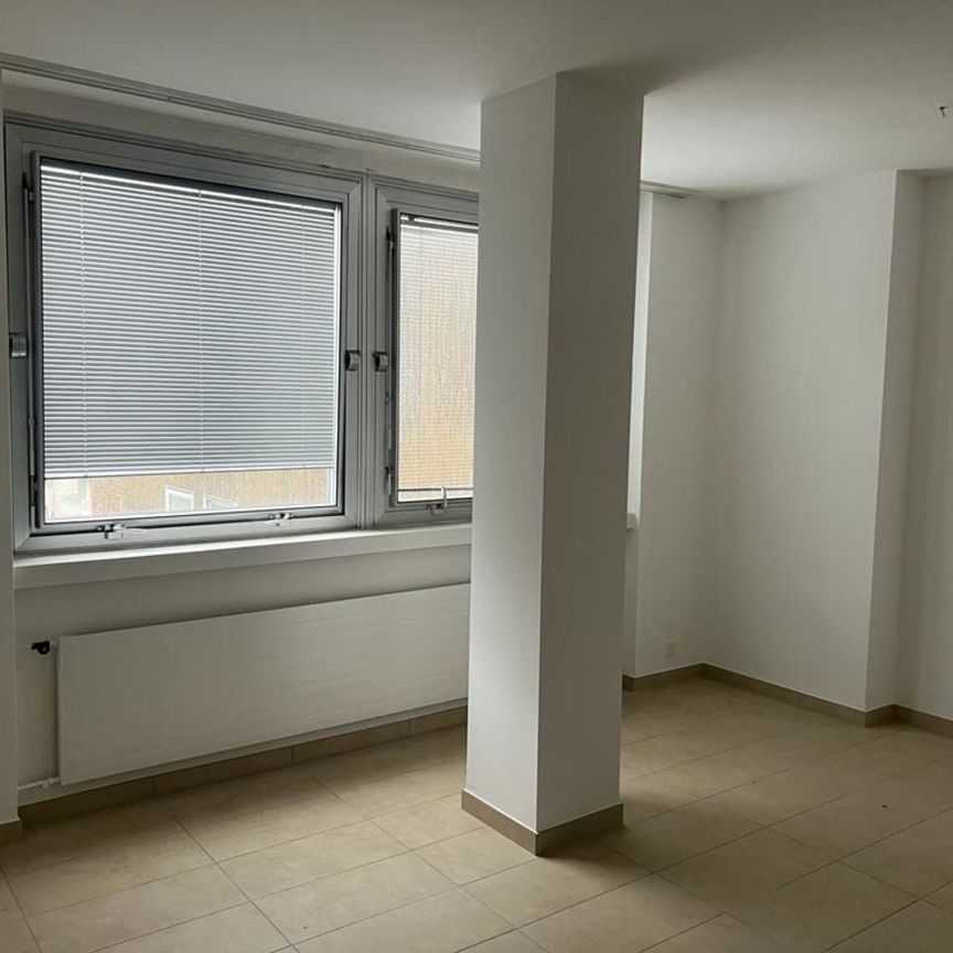 Piazza della Riscossa 16, 6900, Cassarate - Photo 1