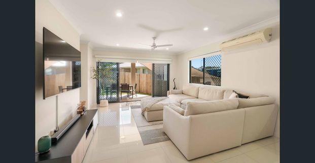 Light & Bright, Spacious Home in Central Rural View - Photo 1