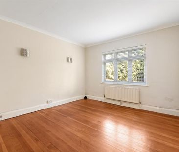 2 bedroom maisonette to rent - Photo 2