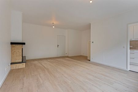 Gerenoveerd gelijkvloers appartement in Edegem - Foto 3