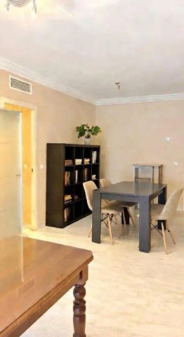 Piso de alquiler en Avenida Clara Campoamor, 4, Barrio Alto - Photo 4