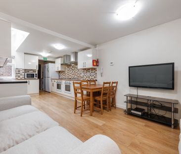 53 Teignmouth Road - Photo 2