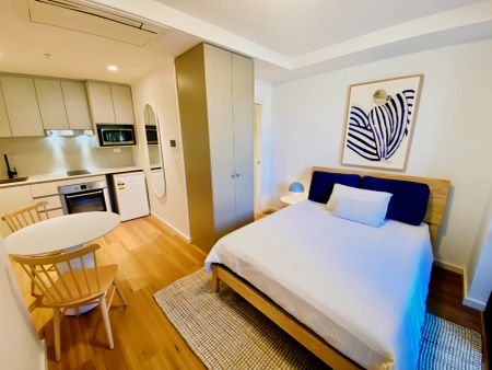 1 Derwent Ln, Sydney - Photo 5