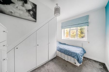 5 bedroom detached house to rent - Photo 4