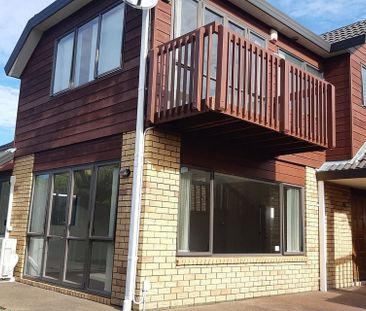 Family Home / Master with Ensuite/ Walk-in WRobe - Photo 6