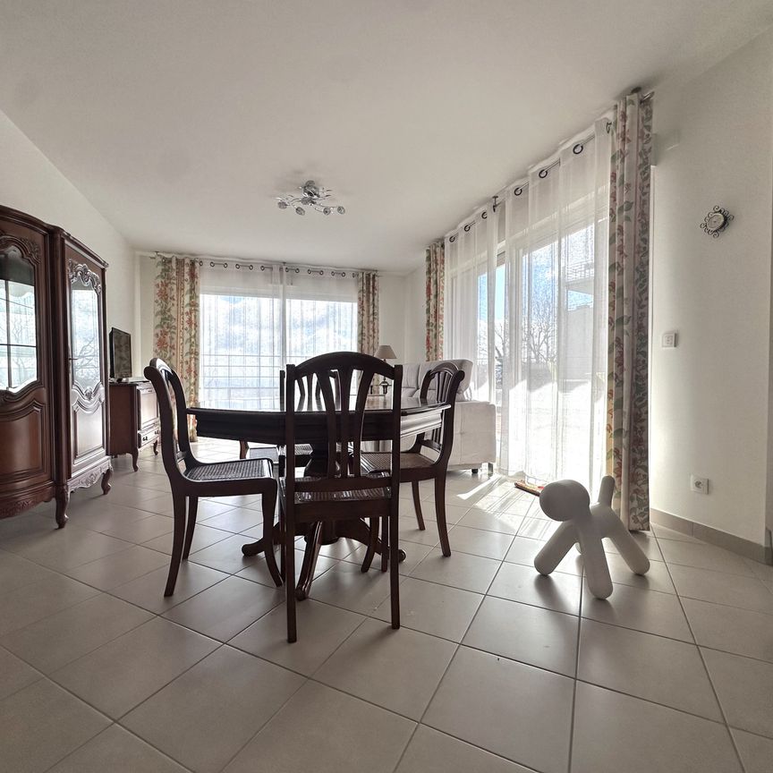 Location Appartement 3 pièces 70m² CEYRAT 63122 - Photo 1