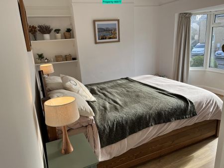 3 bedroom end of terrace house to rent - Photo 5