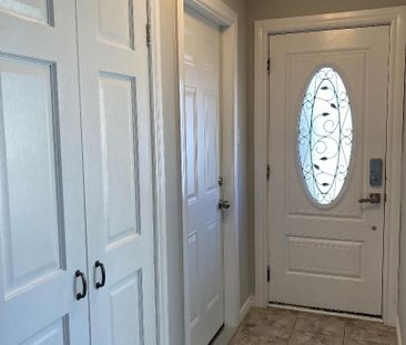 For Lease - 355 Leacock Drive Unit# A, Barrie, Ontario - Photo 2