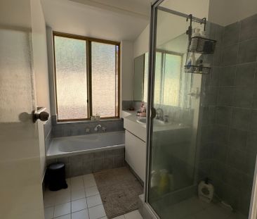 Ballajura - Photo 4