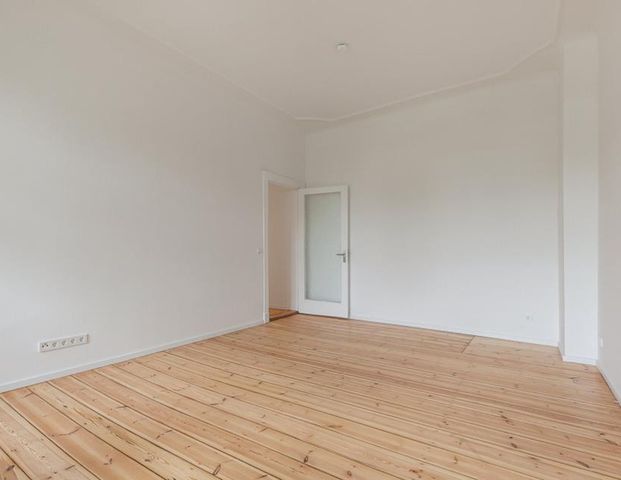 Traumhaft sanierte 2-Zimmer Altbauwohnung im Herzen von Berlin-Friedrichshain! - Foto 1