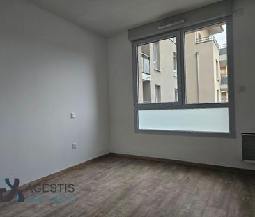 APPARTEMENT T3 64M - Photo 4
