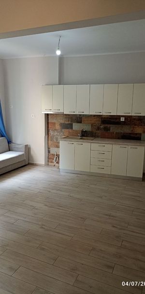 Διαμέρισμα για ενοικίαση Πλατεία Ναυαρίνου (Κέντρο Θεσσαλονίκης) - Photo 1