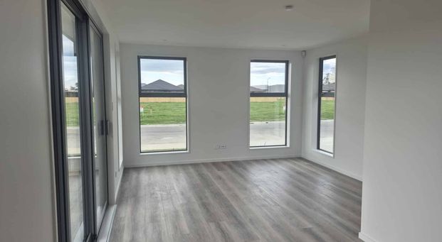 38 Derbridge Street - Photo 1