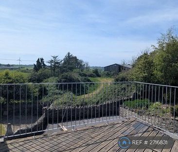 4 bedroom semi-detached house to rent - Photo 4