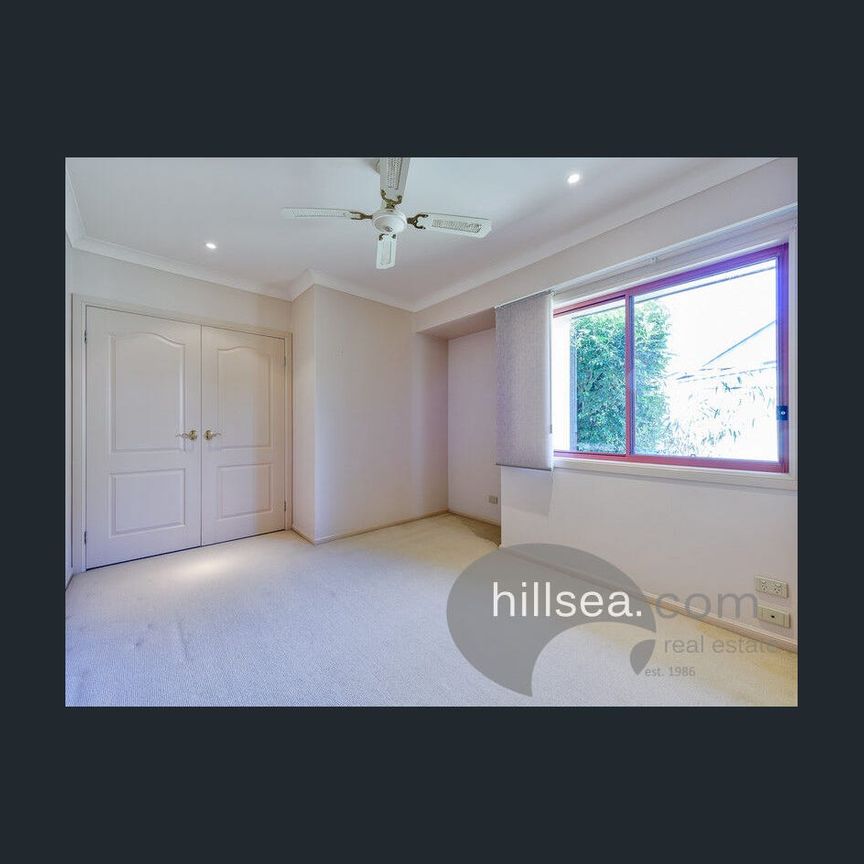 24 Maidstone Place, Parkwood, Qld 4214 - Photo 1