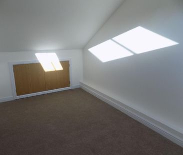 2 bedroom property to rent - Photo 3