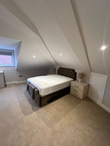 108 Flat 1 Harrogate Road, Leeds, LS7 4NY - Photo 4
