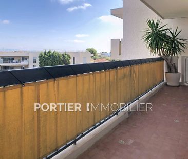 Location Appartement 3 pièces 73m² ANTIBES 06600 - Photo 3