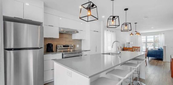 2 CH - 1 SDB - L'Assomption - $2,025 /mo - Photo 2