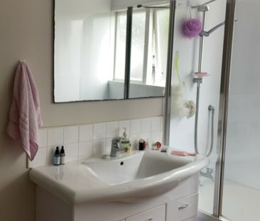 Close to town - Photo 1