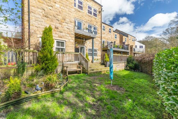 5 bedroom detached house to rent - Photo 1