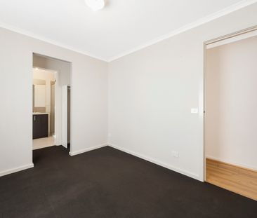 1 Lockhead Street - Photo 2