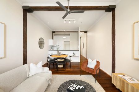 Experience Timeless Elegance in the Heart of Teneriffe! - Photo 4