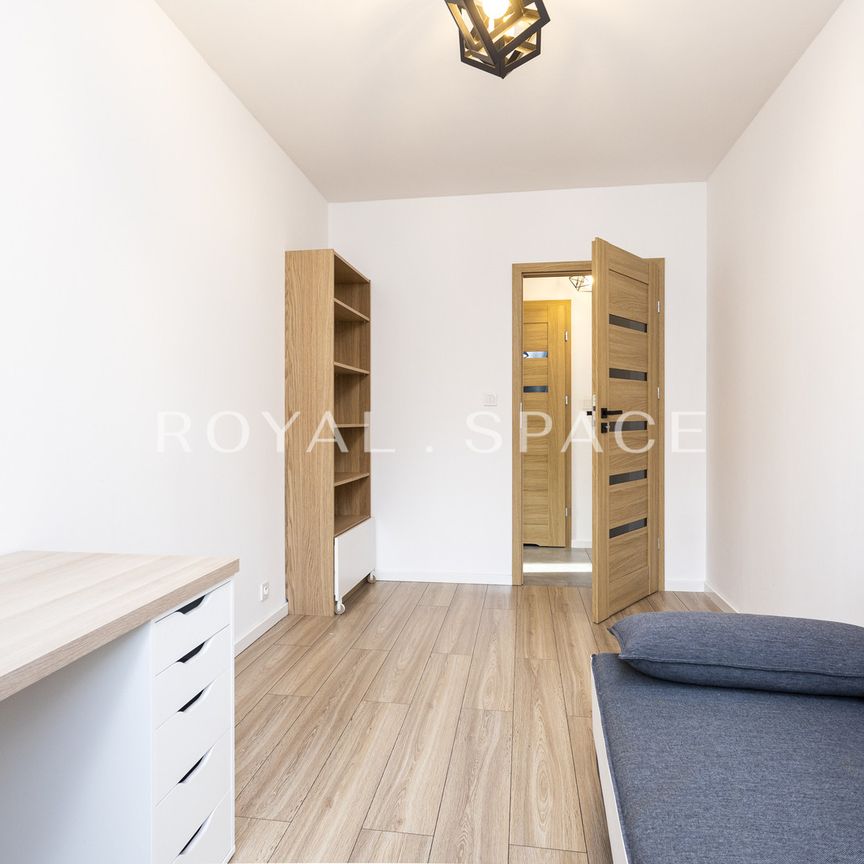 Eleganckie mieszkanie z dużym balkonem | Ceglana - Photo 1